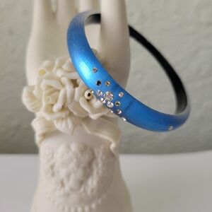 Alexis Bittar Blue Lucite Bangle Bracelet Swarovski Crystals 8 1/4"